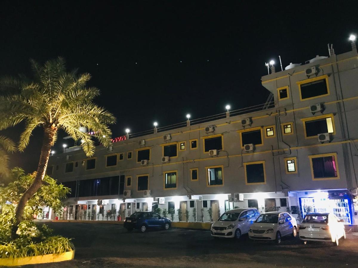 Hotel Silver Resort Даман Екстериор снимка